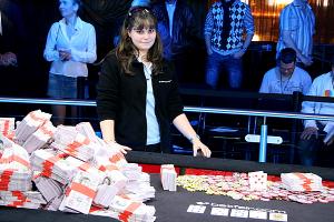 Annette Obrestad znana jako Annette15 wygrała pierwszą edycję World Series of Poker Europe Main Event