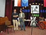 Mistrz świata w rozwiązywaniu zadań szachowych Piotr Murdzia i organizator imprezy Mariusz Stoppel